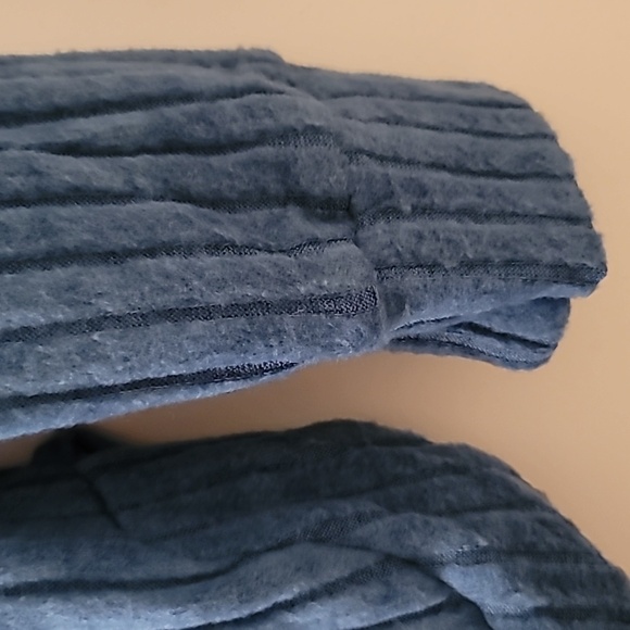 Teal Womens Top NIP - Picture 4 of 6